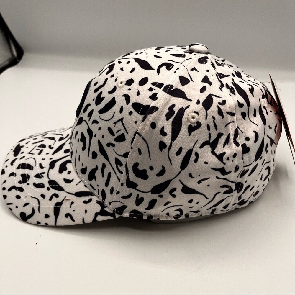 Puma P Women's Golf baseball Hat Cap SnapBack Chelsea Dots Navy Adjust NWT - Picture 2 of 6